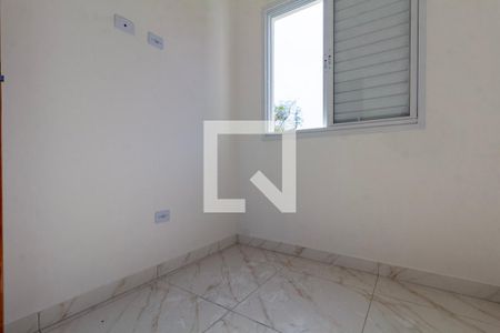 Quarto 1 de apartamento para alugar com 2 quartos, 42m² em Vila Londrina, São Paulo