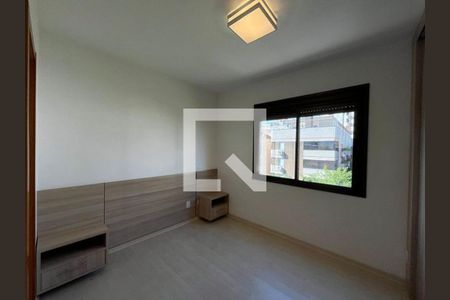Quarto 1 de apartamento para alugar com 2 quartos, 73m² em São João, Porto Alegre