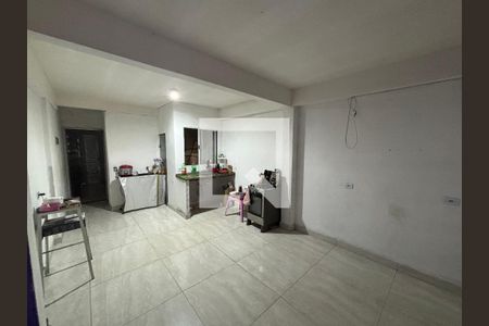 Sala/Cozinha de casa para alugar com 1 quarto, 56m² em Conjunto Residencial José Bonifácio, São Paulo