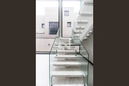 Escada de casa de condomínio à venda com 4 quartos, 423m² em Colinas da Anhanguera, Santana de Parnaíba