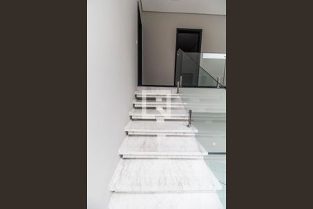 Escada de casa de condomínio à venda com 4 quartos, 423m² em Colinas da Anhanguera, Santana de Parnaíba