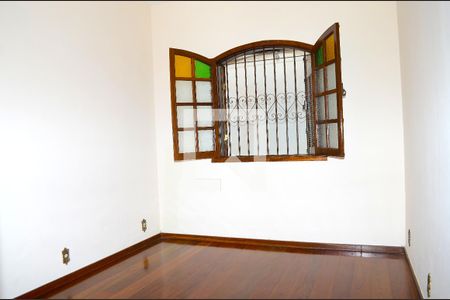Quarto 1 de casa para alugar com 3 quartos, 255m² em São Gabriel, Belo Horizonte