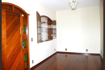 Sala de casa para alugar com 3 quartos, 255m² em São Gabriel, Belo Horizonte