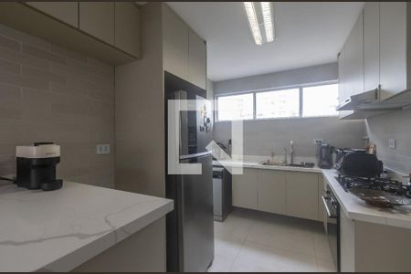 Cozinha  Escreva qual o cômodo de apartamento à venda com 3 quartos, 81m² em Vila Nova Conceição, São Paulo