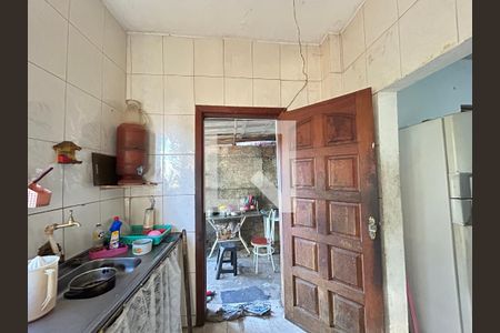 Casa à venda com 3 quartos, 360m² em Santa Monica, Belo Horizonte