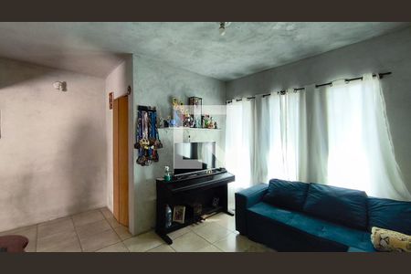 Sala de casa à venda com 4 quartos, 240m² em Vila Carioca, São Paulo
