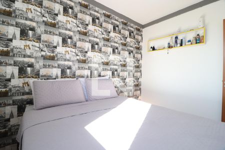 Quarto 1 de apartamento para alugar com 2 quartos, 50m² em Jardim Canaã, Uberlândia
