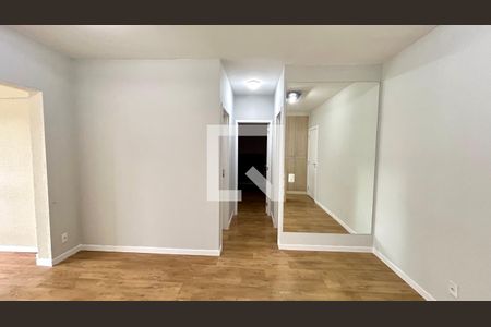Apartamento à venda com 2 quartos, 60m² em Gopouva, Guarulhos