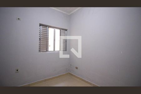 Casa para alugar com 3 quartos, 100m² em Vila Margarida, São Paulo