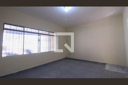 Casa para alugar com 3 quartos, 100m² em Vila Margarida, São Paulo