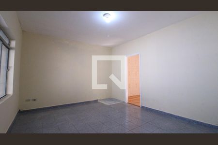 Casa para alugar com 3 quartos, 100m² em Vila Margarida, São Paulo
