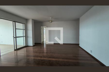 Sala de apartamento para alugar com 4 quartos, 340m² em Barra da Tijuca, Rio de Janeiro
