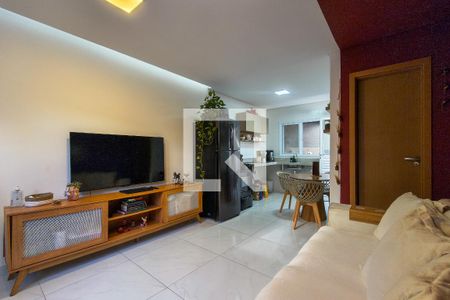 Sala de casa de condomínio para alugar com 2 quartos, 60m² em Aviação, Praia Grande