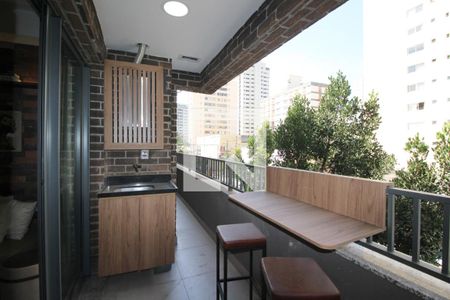 Varanda de kitnet/studio à venda com 1 quarto, 30m² em Indianópolis, São Paulo