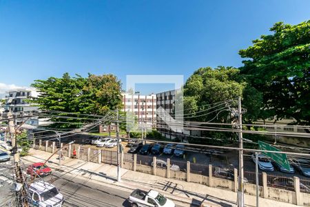Vista do Quarto 1 de apartamento para alugar com 2 quartos, 90m² em Ramos, Rio de Janeiro