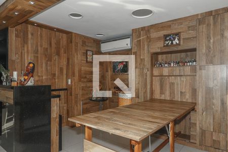 Sala de apartamento à venda com 2 quartos, 200m² em Passo D’areia, Porto Alegre