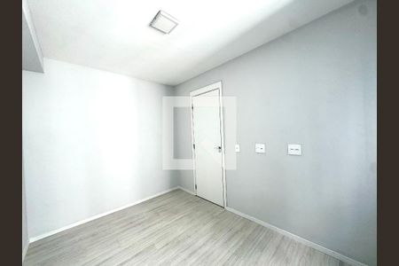 Quarto 2 de apartamento para alugar com 2 quartos, 37m² em Vila das Bandeiras, Guarulhos