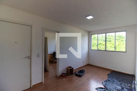 Sala de apartamento à venda com 3 quartos, 60m² em Maria Paula, Niterói