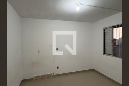 Quarto  de casa para alugar com 1 quarto, 4m² em Vila Zat, São Paulo
