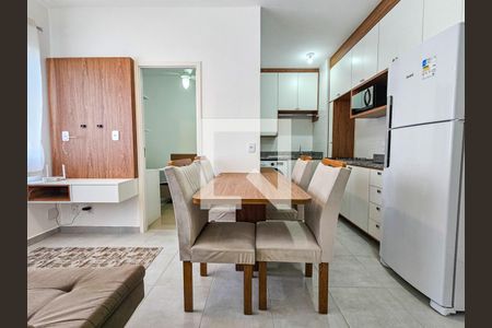 Sala/Cozinha de apartamento à venda com 2 quartos, 35m² em Santo Amaro, São Paulo