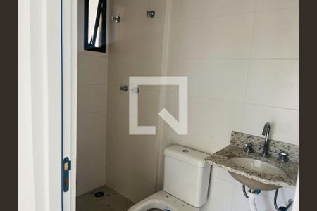 Banheiro  de apartamento à venda com 2 quartos, 60m² em Parque das Nações, Santo André