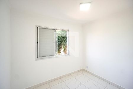Quarto 02 de apartamento para alugar com 2 quartos, 54m² em Vila Carlos de Campos, São Paulo