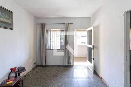 Sala de casa para alugar com 2 quartos, 70m² em Campo Grande, Rio de Janeiro