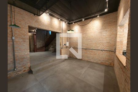 Sala de casa para alugar com 2 quartos, 230m² em Perdizes, São Paulo