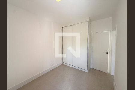 Quarto de apartamento à venda com 1 quarto, 43m² em Cambuí, Campinas