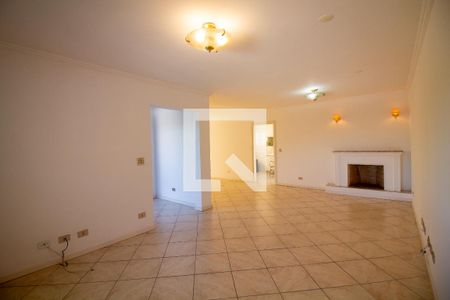 Sala de casa para alugar com 5 quartos, 286m² em Jardim Marquesa, São Paulo