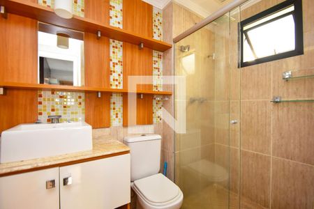 banheiro de kitnet/studio para alugar com 1 quarto, 33m² em Pinheiros, São Paulo