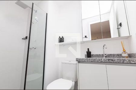 Banheiro de apartamento para alugar com 1 quarto, 30m² em Liberdade, São Paulo