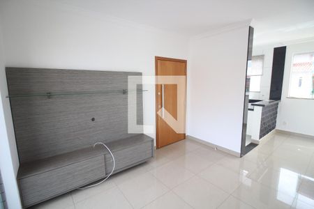 Sala de apartamento para alugar com 3 quartos, 81m² em Diamante, Belo Horizonte