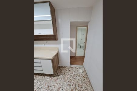 Quarto de apartamento à venda com 2 quartos, 102m² em Icaraí, Niterói