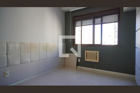 Suite 1 de apartamento para alugar com 3 quartos, 84m² em Passo D’areia, Porto Alegre