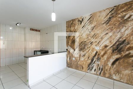 Sala de casa para alugar com 2 quartos, 90m² em Vila Taquari, São Paulo