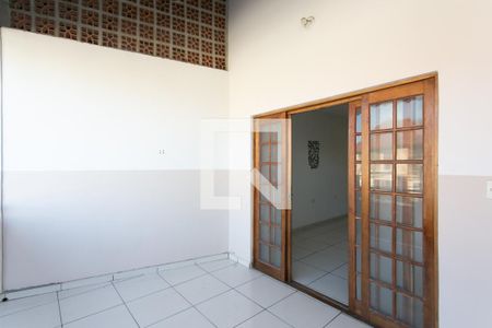 Varanda da Sala  de casa para alugar com 2 quartos, 90m² em Vila Taquari, São Paulo