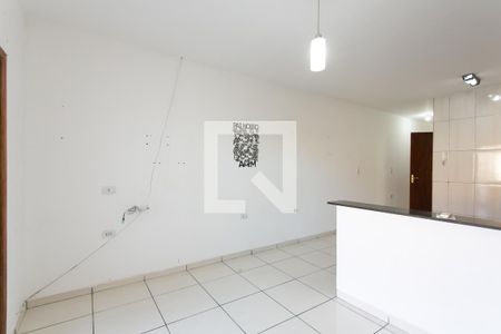 Sala de casa para alugar com 2 quartos, 90m² em Vila Taquari, São Paulo