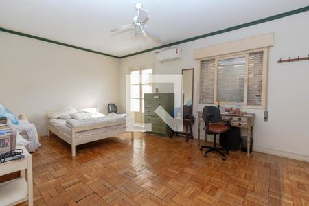 Suíte de casa à venda com 3 quartos, 160m² em Vila Cordeiro, São Paulo