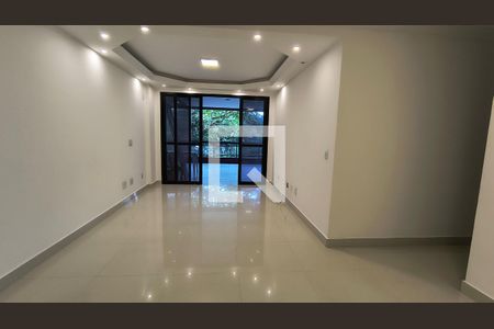 Sala de apartamento para alugar com 2 quartos, 110m² em Recreio dos Bandeirantes, Rio de Janeiro