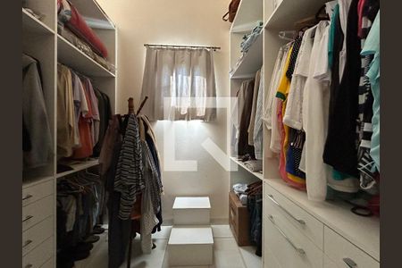 Suíte closet de casa de condomínio para alugar com 4 quartos, 284m² em Morro das Pedras, Florianópolis