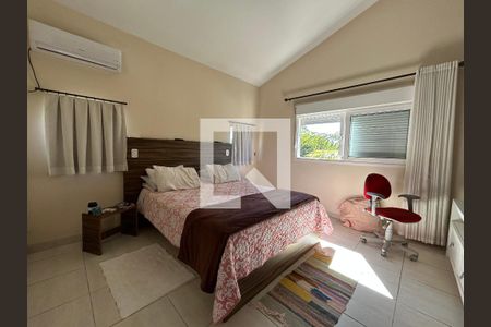 Suíte  de casa de condomínio para alugar com 4 quartos, 284m² em Morro das Pedras, Florianópolis