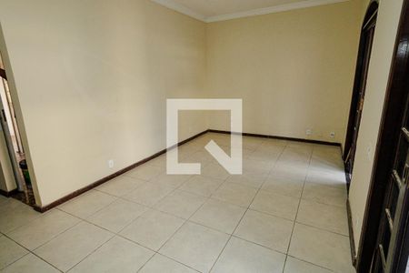 Sala de casa para alugar com 3 quartos, 200m² em Campo Grande, Rio de Janeiro