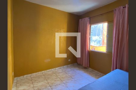 Quarto de casa para alugar com 1 quarto, 60m² em São Pedro, Osasco