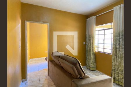 Sala de casa para alugar com 1 quarto, 60m² em São Pedro, Osasco
