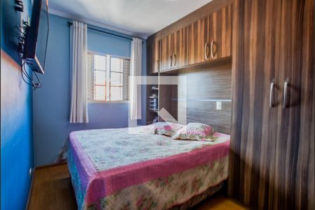 Quarto 2 de apartamento para alugar com 2 quartos, 63m² em Jardim Rina, Santo André