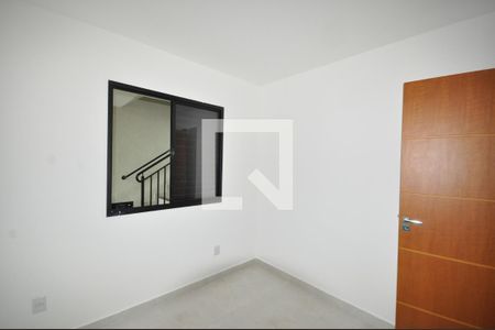 Quarto 1 de apartamento para alugar com 2 quartos, 38m² em Vila Isolina Mazzei, São Paulo