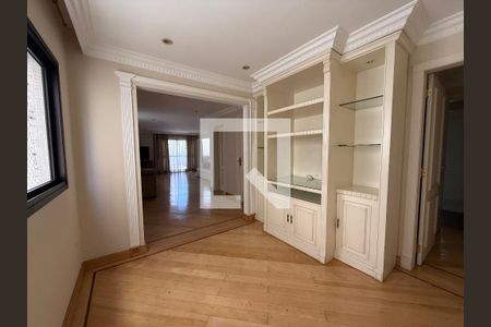 Apartamento para alugar com 4 quartos, 197m² em Santa Cecilia, São Paulo