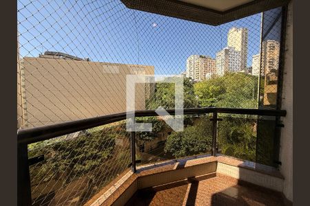 Apartamento para alugar com 4 quartos, 197m² em Santa Cecilia, São Paulo