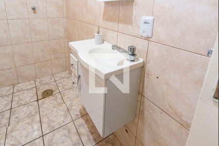 Banheiro Social de casa à venda com 3 quartos, 173m² em Vila Guaraciaba, Santo André